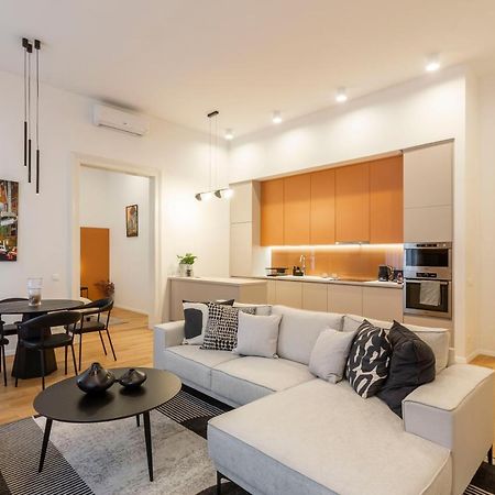 Luxurious Minimalist Residence With Sauna By Prestige Homes Budapest Exteriör bild