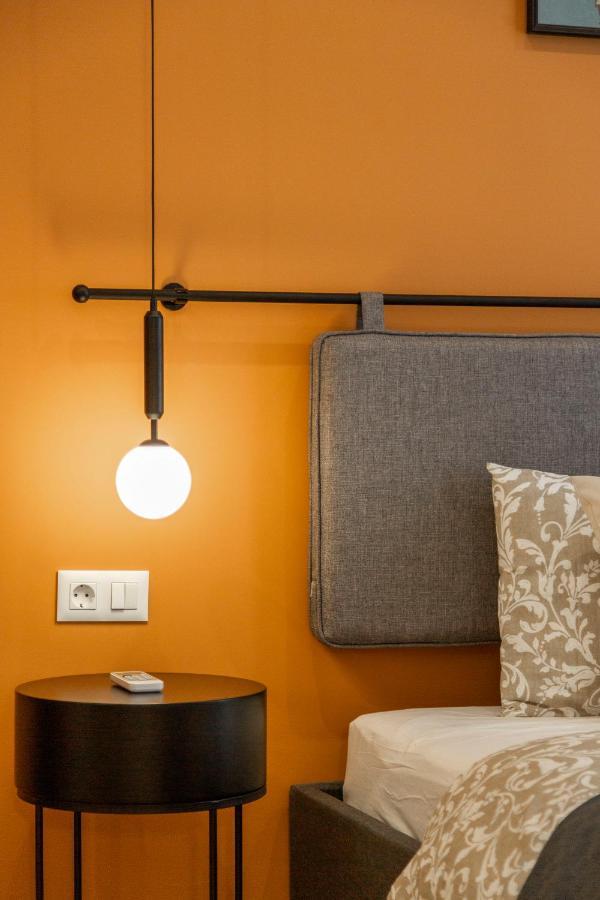 Luxurious Minimalist Residence With Sauna By Prestige Homes Budapest Exteriör bild